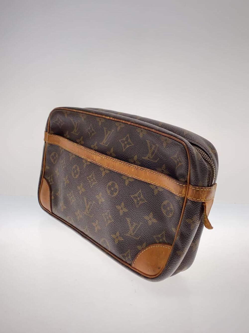 Louis Vuitton Brown Shoulder bag over Leather All Brown